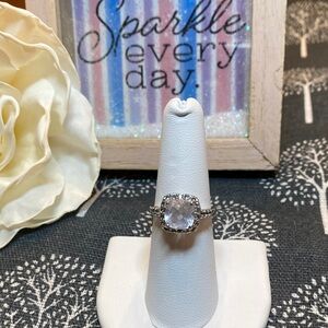 Elegant Silver Ring with Clear Gemstone